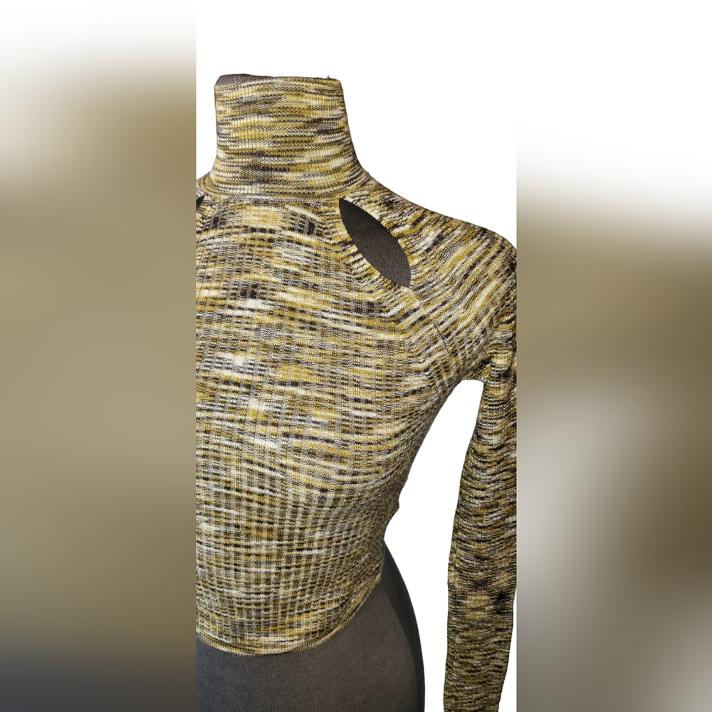 Urban Outfitters Crop Top - Picture 16 of 16